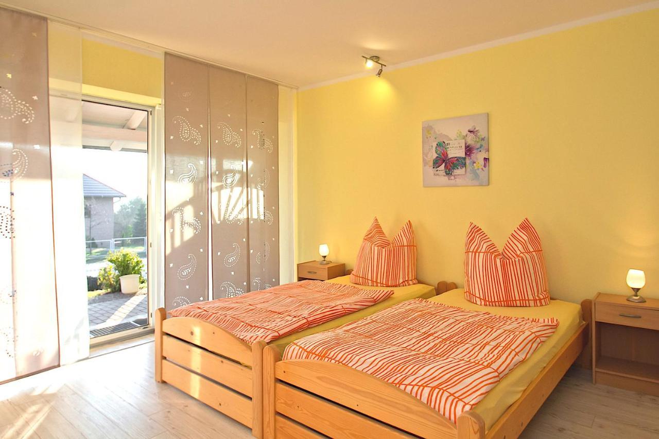 Haus Im Gruenen Apartment Heringsdorf  Exterior foto